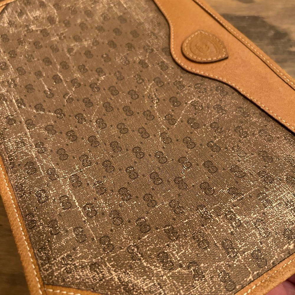Authentic Vintage Gucci GG Monogram Clutch Bag Tan / Brown - Picture 13 of 15